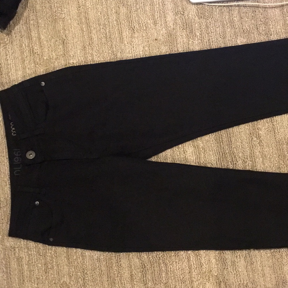 DL1961 Jeans: Coco Curvy Straight in black